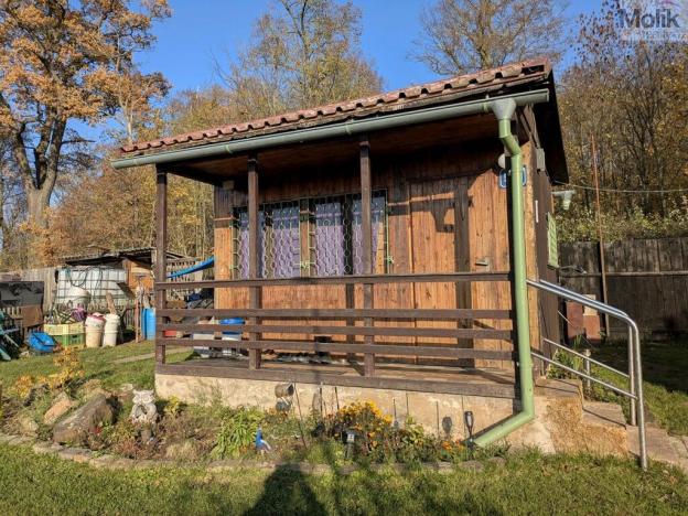 Prodej chaty, Chlumec, U zámeckého rybníka, 16 m2