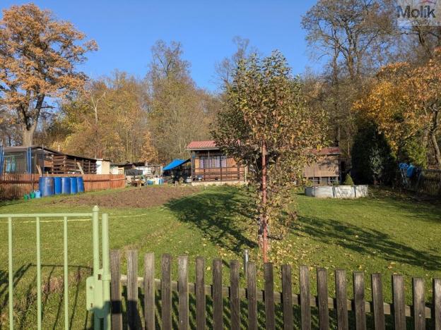 Prodej chaty, Chlumec, U zámeckého rybníka, 16 m2