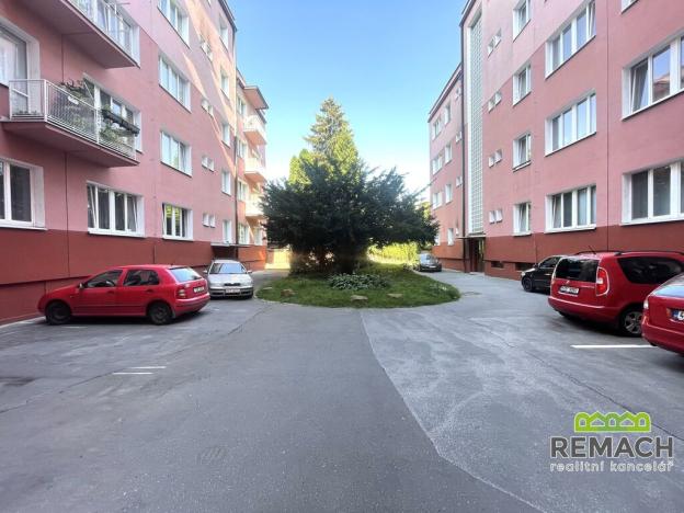 Pronájem bytu 2+kk, Zlín, Lorencova, 55 m2