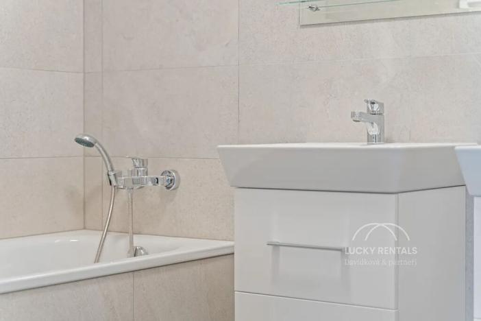 Pronájem bytu 2+kk, Praha - Chodov, Líbalova, 50 m2