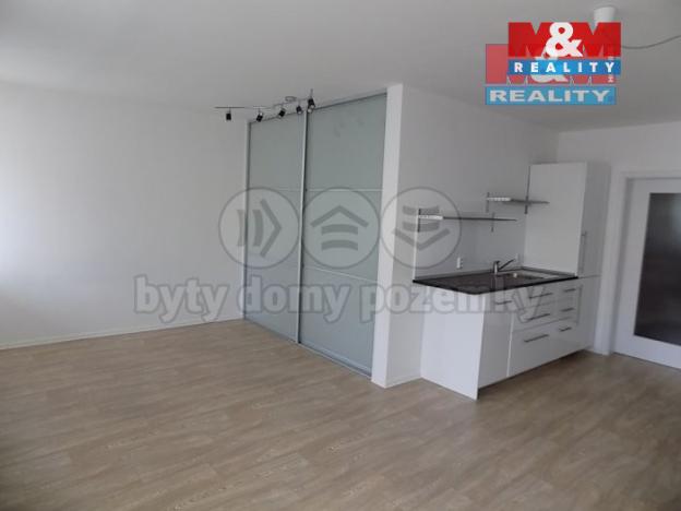Pronájem bytu 2+kk, Beroun - Beroun-Město, Branislavova, 50 m2