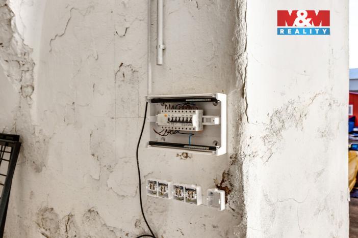 Pronájem skladu, Skuhrov, 150 m2