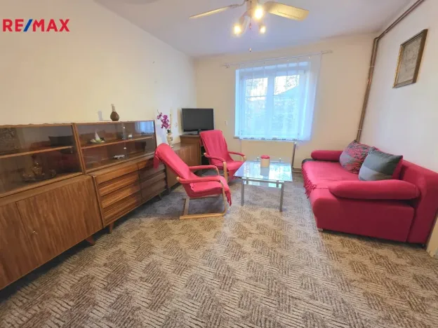 Prodej bytu 3+1, Krnov - Pod Bezručovým vrchem, Nádražní, 58 m2