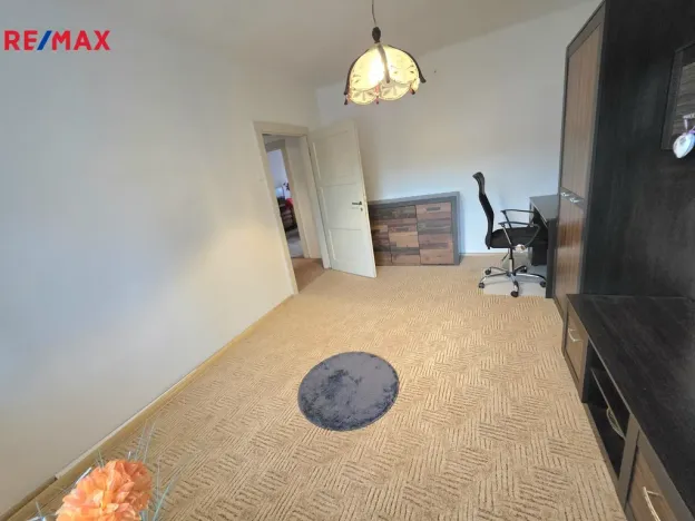 Prodej bytu 3+1, Krnov - Pod Bezručovým vrchem, Nádražní, 58 m2