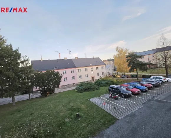 Prodej bytu 3+1, Krnov - Pod Bezručovým vrchem, Nádražní, 58 m2