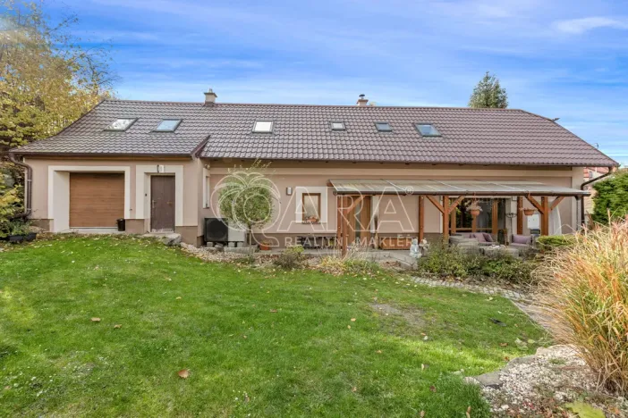 Prodej rodinného domu, Doubravčice, Českobrodská, 162 m2