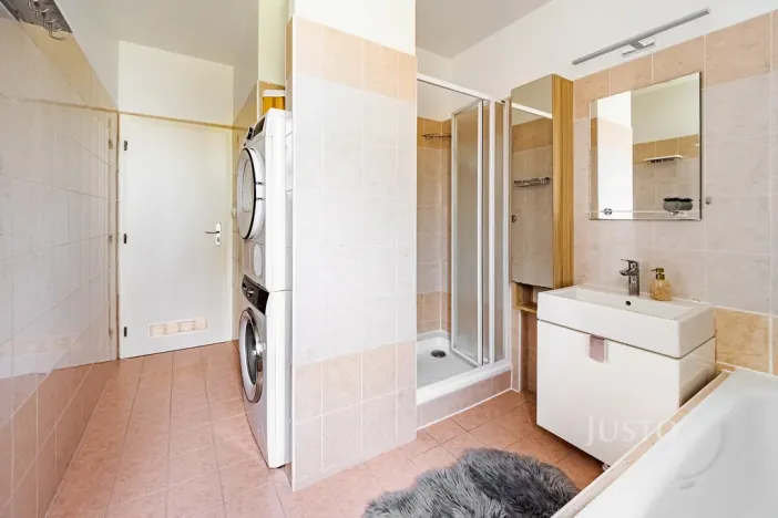 Prodej bytu 3+1, České Budějovice - České Budějovice 2, Dubenská, 77 m2