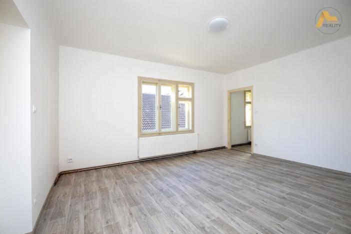 Pronájem bytu 2+1, Písek, třída Národní svobody, 59 m2