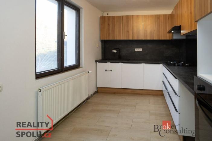 Pronájem rodinného domu, Okřesaneč, 155 m2