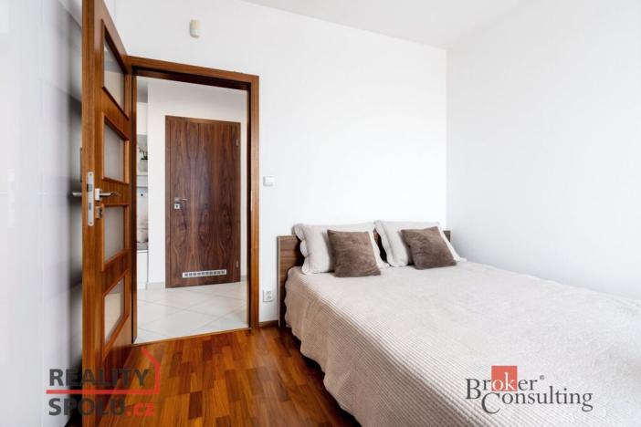 Pronájem bytu 4+kk, Praha - Zličín, Sazovická, 93 m2