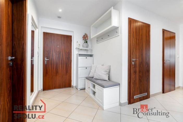 Pronájem bytu 4+kk, Praha - Zličín, Sazovická, 93 m2