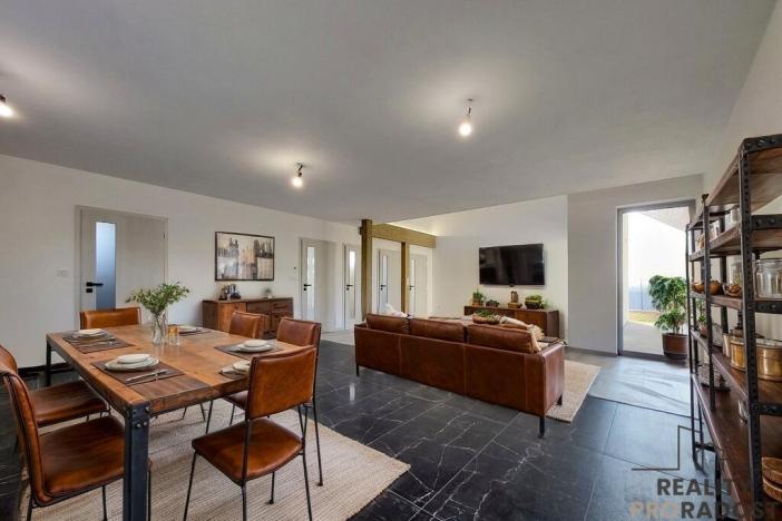 Prodej rodinného domu, Dobšice, 246 m2