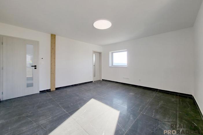 Prodej rodinného domu, Dobšice, 246 m2