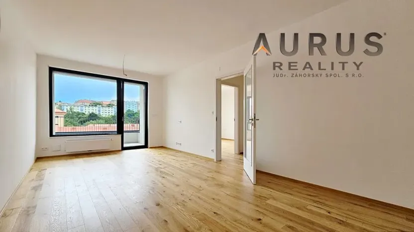 Pronájem bytu 2+kk, Praha - Nusle, Bělehradská, 60 m2