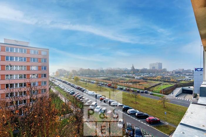 Prodej bytu 2+kk, Praha - Nusle, Pujmanové, 40 m2