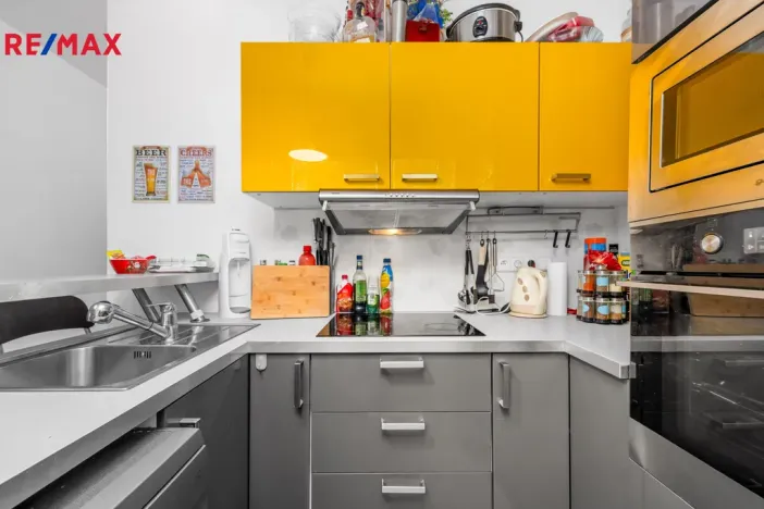 Prodej bytu 3+1, Strakonice - Strakonice I, Zvolenská, 65 m2