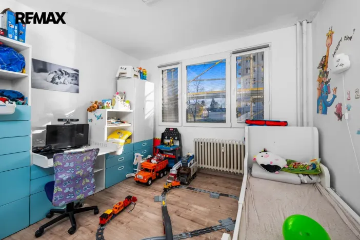 Prodej bytu 3+1, Strakonice - Strakonice I, Zvolenská, 65 m2