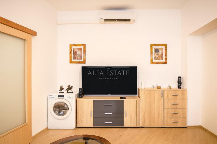 Prodej bytu 2+kk, Karlovy Vary - Stará Role, Závodu míru, 36 m2