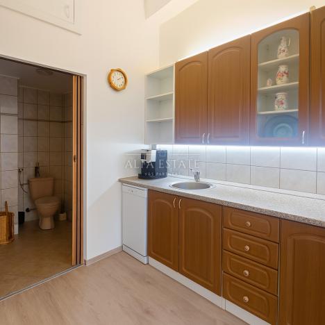 Prodej bytu 2+kk, Karlovy Vary - Stará Role, Závodu míru, 36 m2