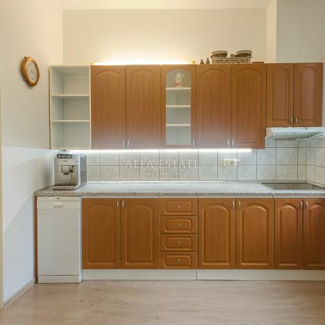 Prodej bytu 2+kk, Karlovy Vary - Stará Role, Závodu míru, 36 m2