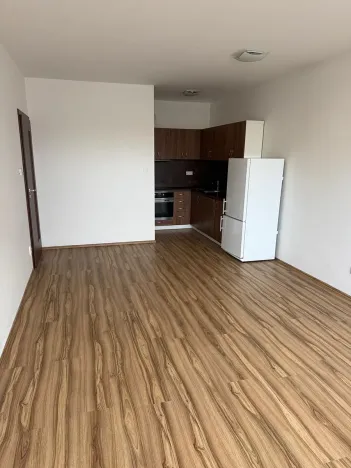 Pronájem bytu 2+kk, Hluboká nad Vltavou, Selská pole, 50 m2