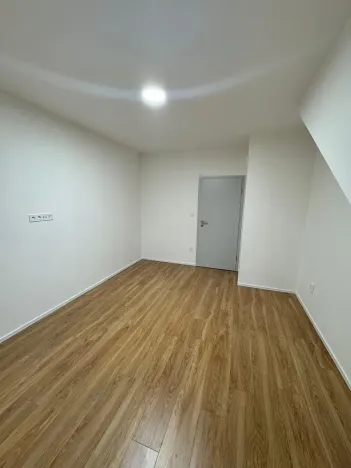 Pronájem bytu 3+kk, České Budějovice, Rudolfovská tř., 70 m2