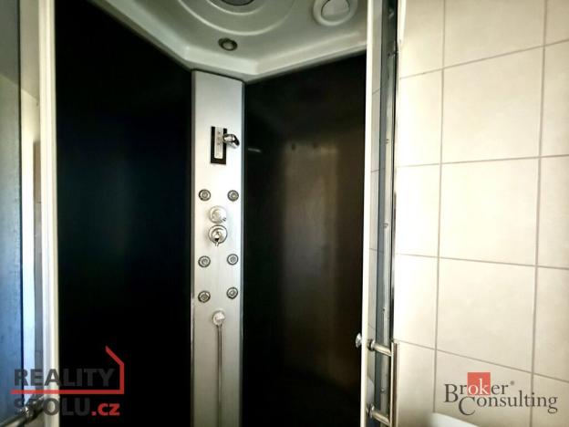 Pronájem atypického bytu, 42 m2