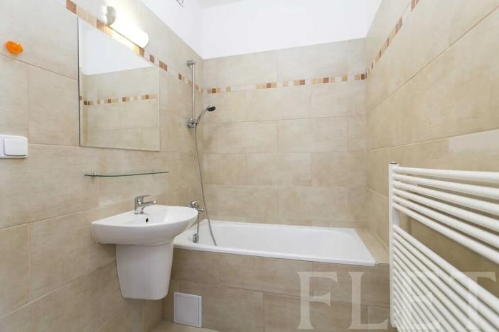 Pronájem bytu 2+kk, Praha - Košíře, Česká, 47 m2