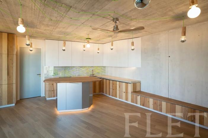 Pronájem bytu 2+kk, Praha - Holešovice, Komunardů, 57 m2