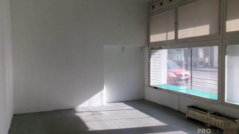 Pronájem obchodního prostoru, Brno, Dukelská třída, 65 m2