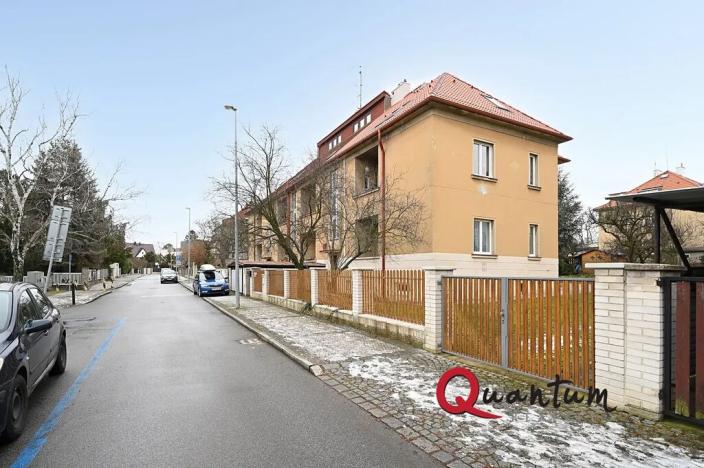 Pronájem bytu 2+kk, Praha - Břevnov, Hošťálkova, 85 m2