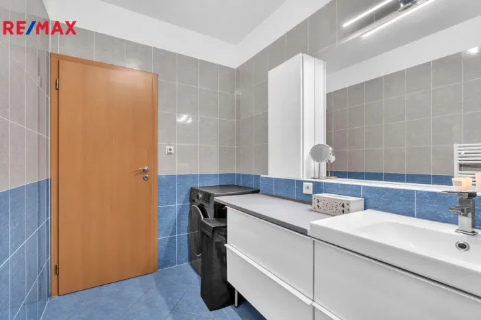 Prodej bytu 3+kk, Praha - Vysočany, Pod Harfou, 71 m2