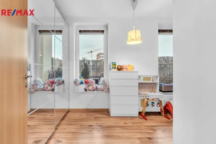 Prodej bytu 3+kk, Praha - Vysočany, Pod Harfou, 71 m2