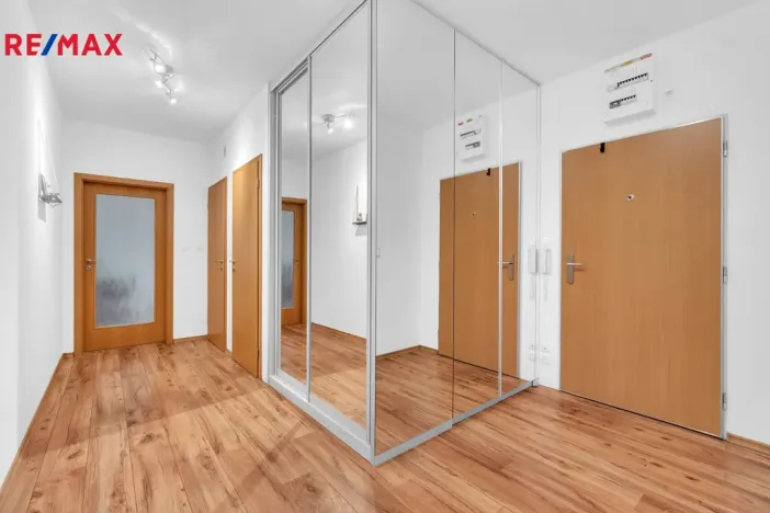 Prodej bytu 3+kk, Praha - Vysočany, Pod Harfou, 71 m2