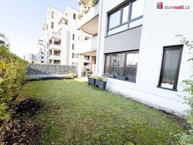 Pronájem bytu 3+kk, Praha - Hloubětín, Saarinenova, 80 m2
