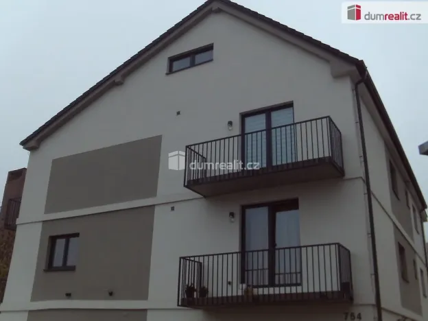 Pronájem bytu 1+kk, Dobrovice, Na Hložku, 30 m2