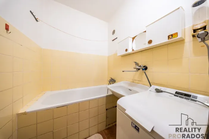 Prodej bytu 2+1, Rohatec, Vítězná, 52 m2