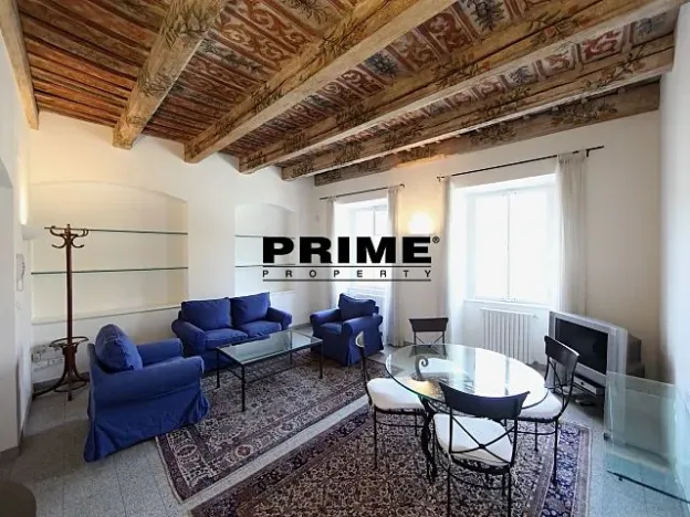 Pronájem bytu 3+1, Praha - Malá Strana, Hroznová, 73 m2