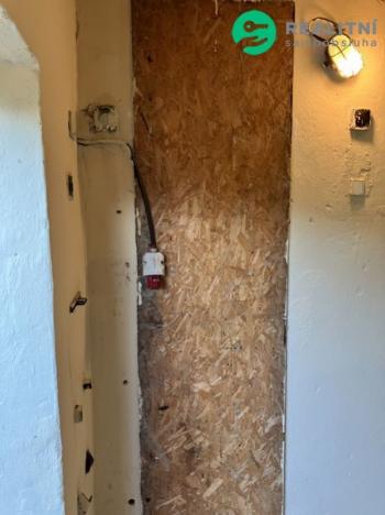 Prodej garáže, Žandov, Nádražní, 21 m2