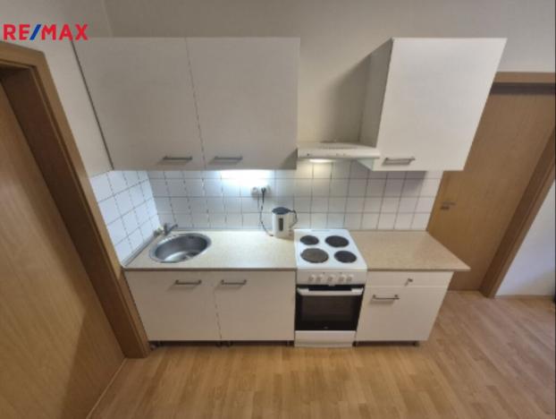Prodej bytu 2+kk, Praha - Žižkov, Radhošťská, 50 m2
