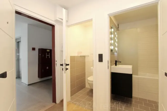 Pronájem bytu 2+kk, Praha - Bohnice, Ratibořská, 42 m2