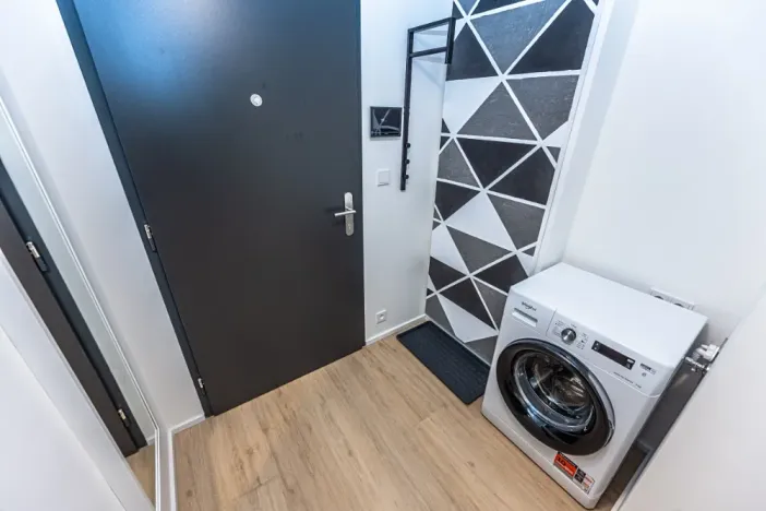 Pronájem bytu 1+kk, Praha - Smíchov, U Lihovaru, 31 m2