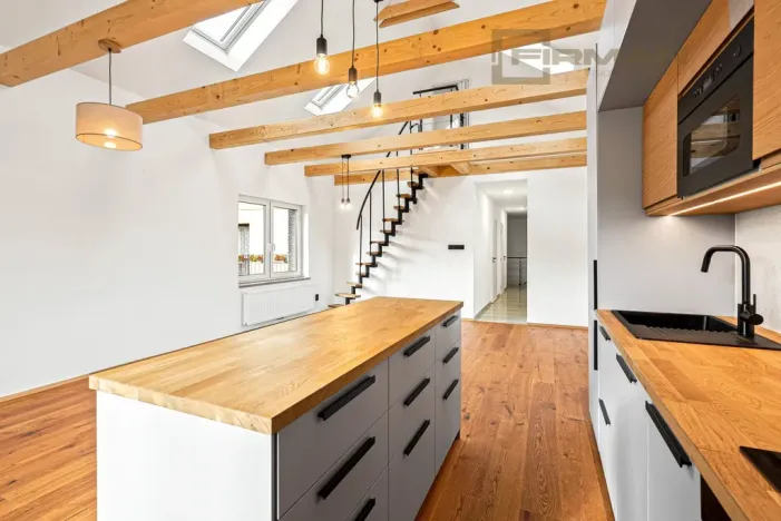 Prodej rodinného domu, Praha - Zbraslav, Elišky Přemyslovny, 171 m2