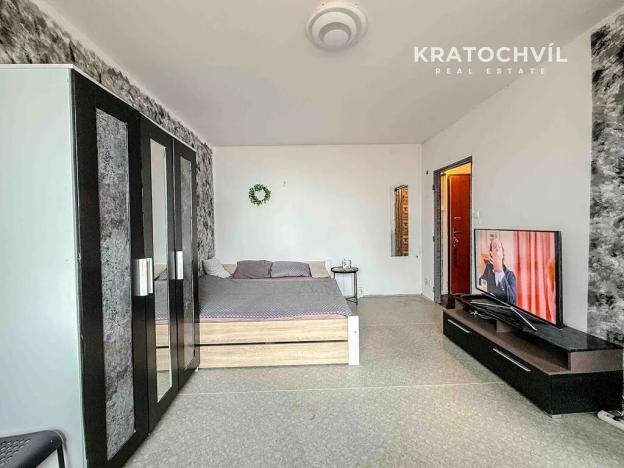 Pronájem bytu 1+kk, Praha - Bohnice, Toruňská, 33 m2