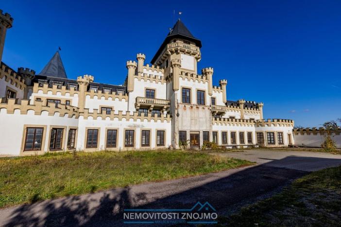 Prodej ubytování, Znojmo, Suchohrdelská, 1550 m2