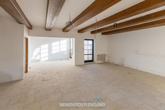 Prodej ubytování, Znojmo, Suchohrdelská, 1550 m2