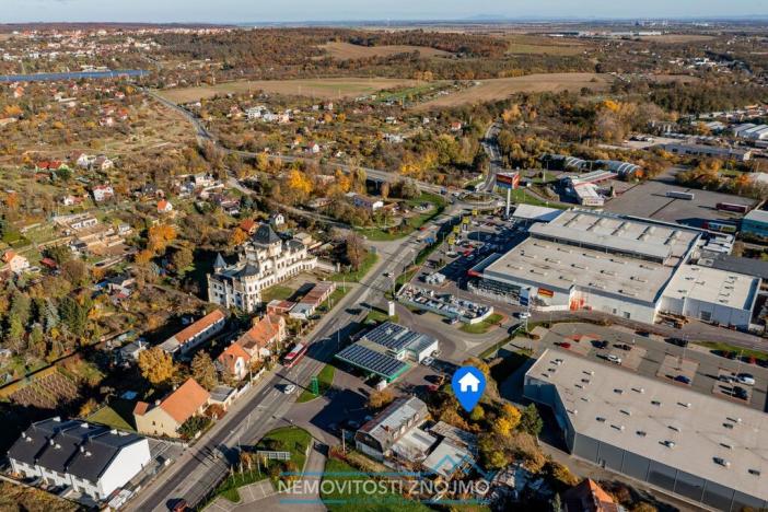 Prodej komerčního pozemku, Znojmo, Suchohrdelská, 512 m2