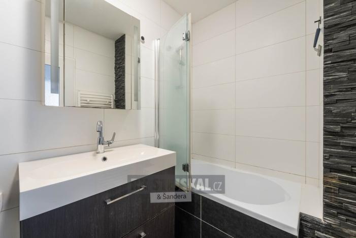 Pronájem bytu 3+kk, Hluboká nad Vltavou, U Sudárny, 69 m2