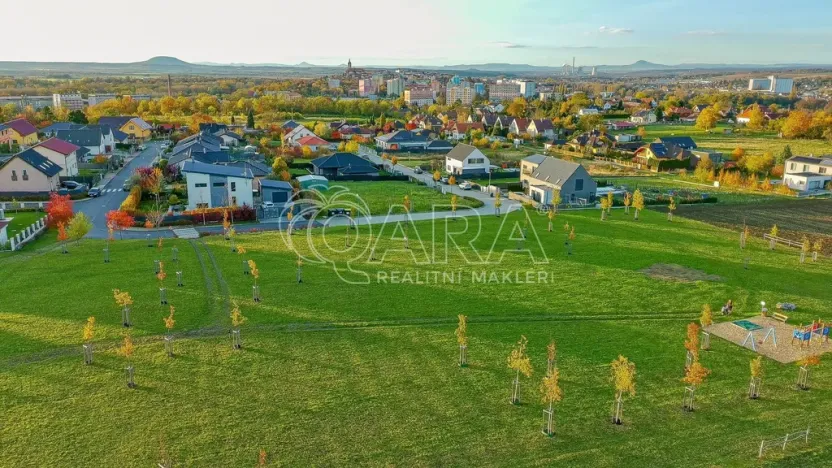 Prodej pozemku pro bydlení, Mělník, Včelařská, 863 m2