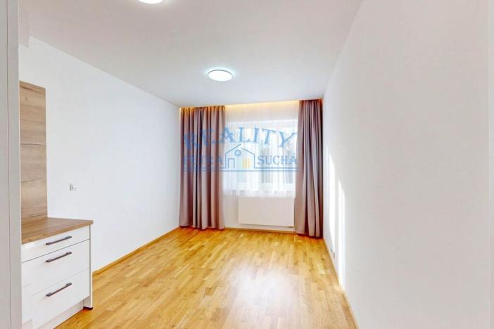 Pronájem bytu 2+kk, Praha - Strašnice, Černokostelecká, 41 m2